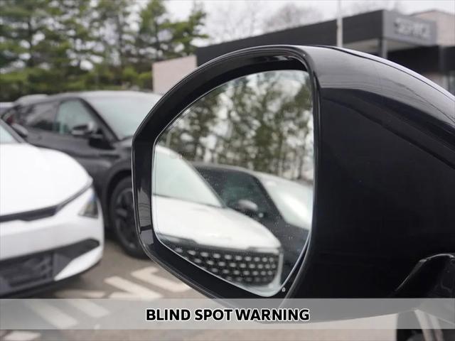 2022 Jaguar F-PACE SVR P550 AWD Automatic