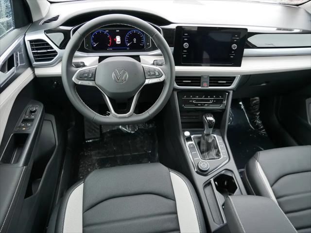 2026 Volkswagen Taos SEL