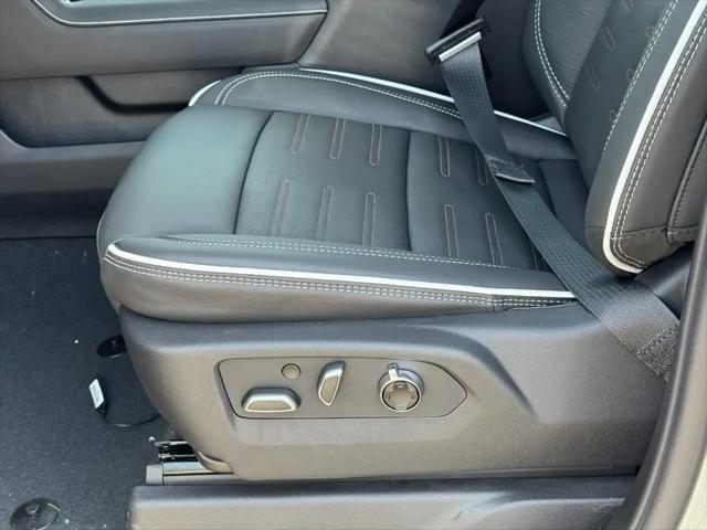 2026 GMC Sierra 2500HD Crew Cab, Standard Bed, AT4X, 4WD