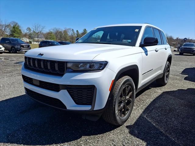 2026 Jeep Grand Cherokee Altitude 4x4