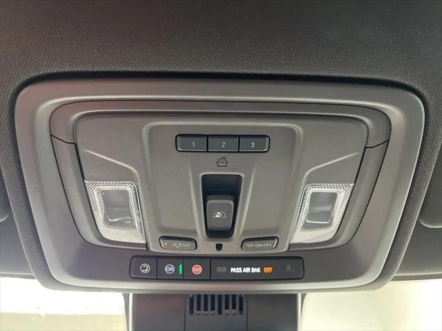 2026 GMC Sierra 1500 Crew Cab, Short Bed, SLT, 4WD