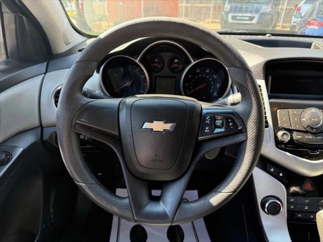 2013 Chevrolet Cruze LS Auto