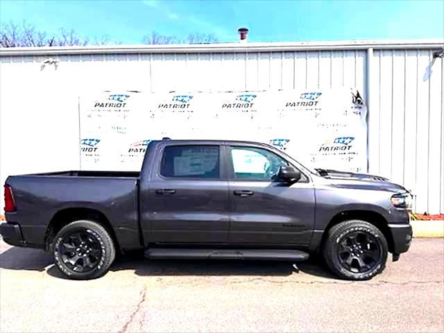 2026 RAM Ram 1500 RAM 1500 EXPRESS CREW CAB 4X4 57 BOX 2026 RAM Ram 1500 RAM 1500 EXPRESS CREW CAB 4X4 57 BOX