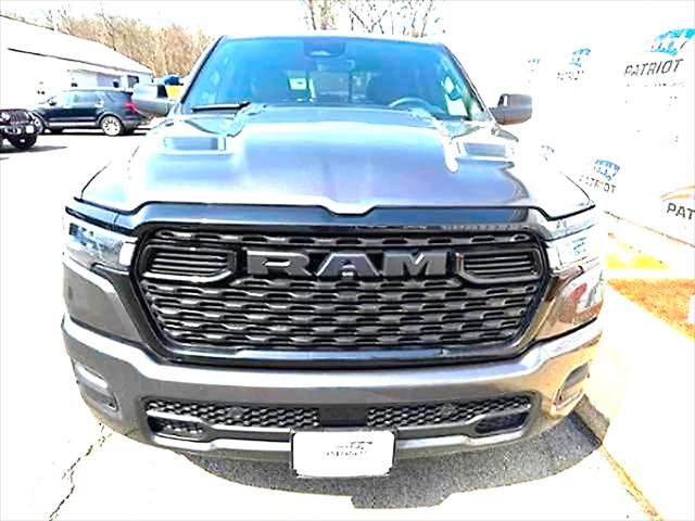 2026 RAM Ram 1500 RAM 1500 EXPRESS CREW CAB 4X4 57 BOX 2026 RAM Ram 1500 RAM 1500 EXPRESS CREW CAB 4X4 57 BOX