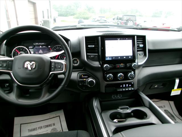 2026 Ram 1500 Express Crew Cab 4x4 57 Box