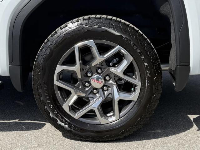 2026 GMC Sierra 1500 Crew Cab, Short Bed, SLT, 4WD