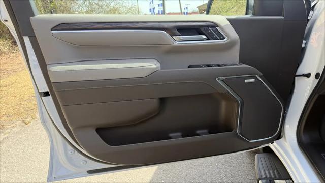 2026 GMC Sierra 1500 Crew Cab, Short Bed, SLT, 4WD