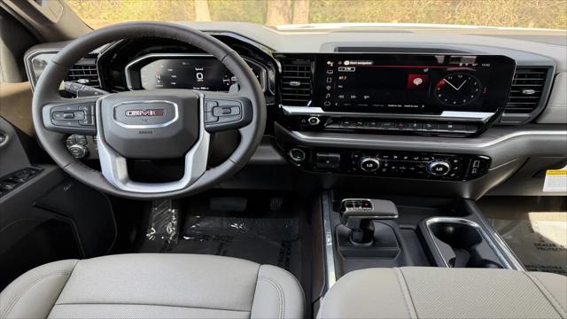 2026 GMC Sierra 1500 Crew Cab, Short Bed, SLT, 4WD