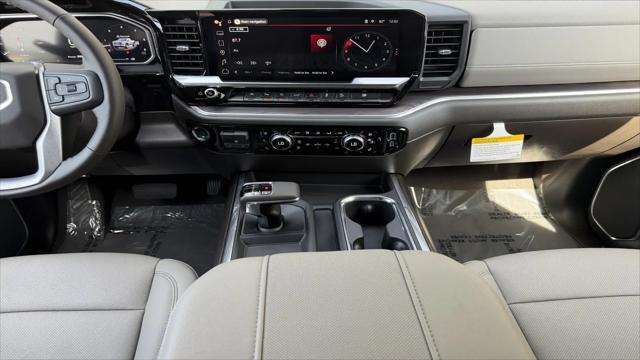 2026 GMC Sierra 1500 Crew Cab, Short Bed, SLT, 4WD