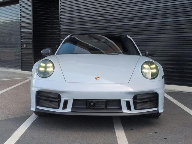 2025 Porsche 911 Carrera S