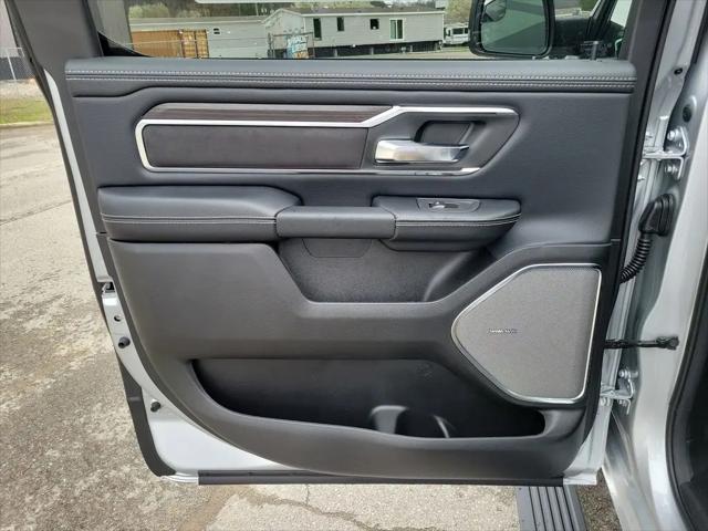 2026 Ram 1500 Laramie Crew Cab 4x4 5'7" Box