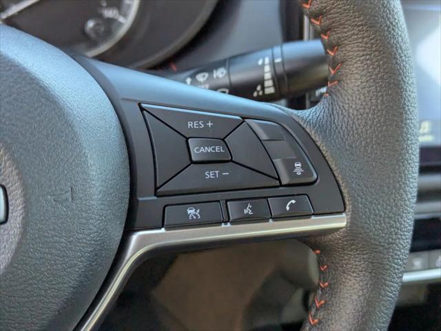 2025 Nissan Versa 1.6 SR