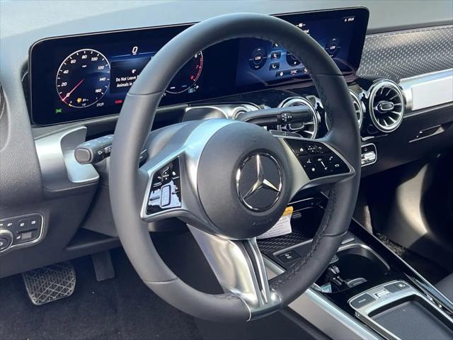 2026 Mercedes-Benz GLB 4MATIC