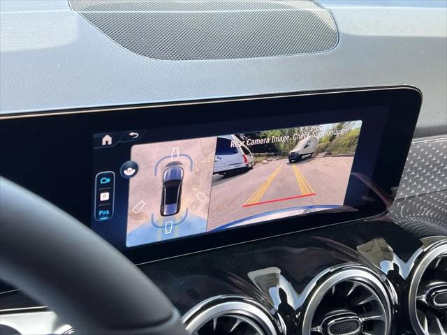2026 Mercedes-Benz GLB 4MATIC