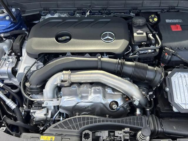 2026 Mercedes-Benz GLB 4MATIC