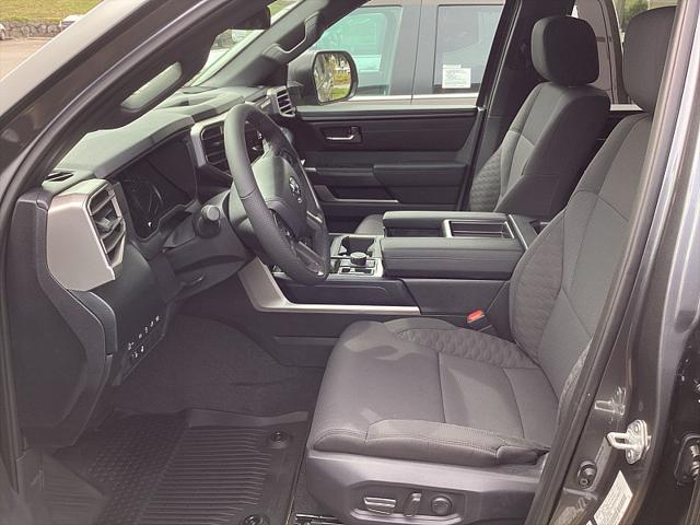 2026 Toyota Tundra SR5 CrewMax 5.5' Bed