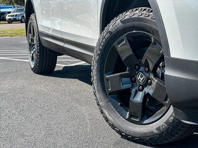 2026 Honda Ridgeline Black Edition Two-Tone