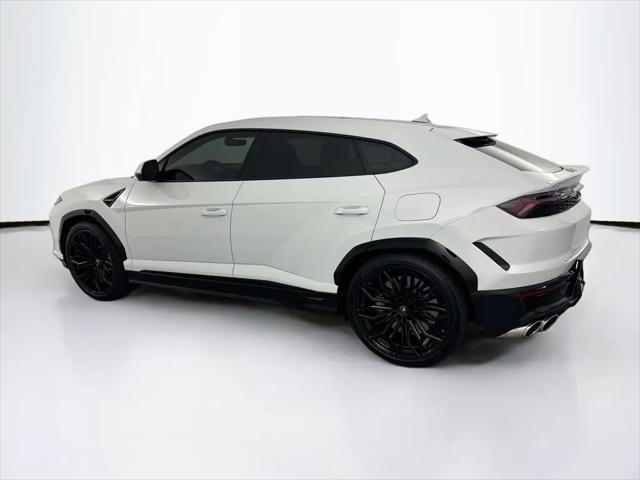 2025 Lamborghini Urus SE