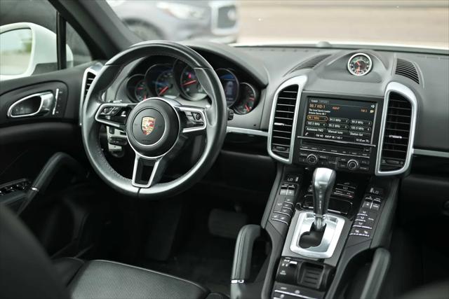 2016 Porsche Cayenne Cayenne