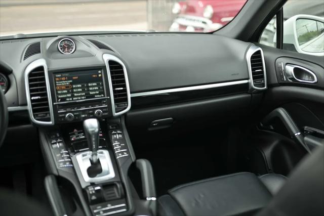 2016 Porsche Cayenne Cayenne
