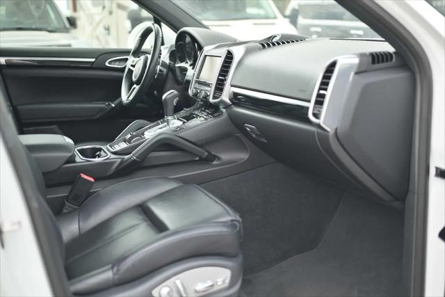 2016 Porsche Cayenne Cayenne