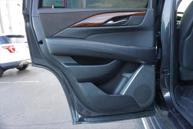 2017 Cadillac Escalade Premium Luxury