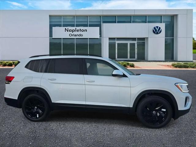 2026 Volkswagen Atlas SE with Technology