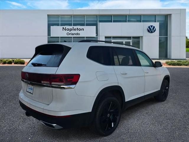 2026 Volkswagen Atlas SE with Technology