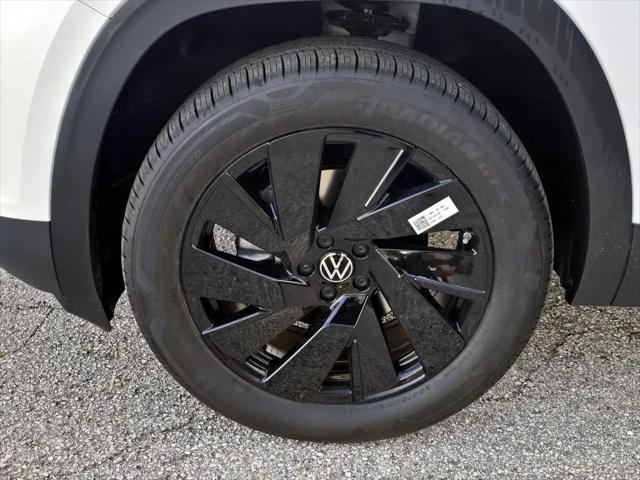 2026 Volkswagen Atlas SE with Technology