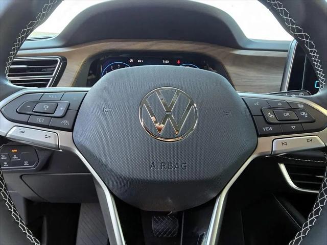 2026 Volkswagen Atlas SE with Technology