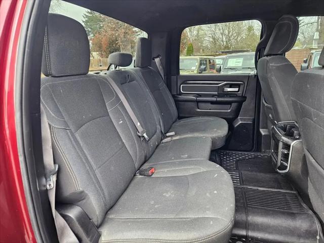 2022 Ram 3500 Big Horn Crew Cab 4x4 8' Box