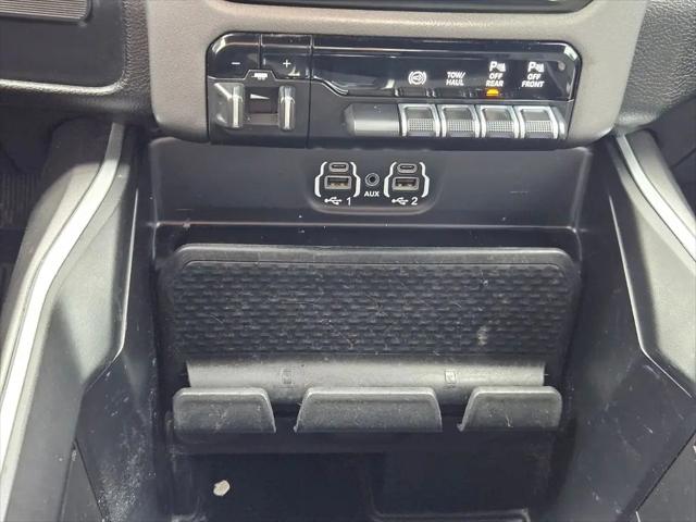 2022 Ram 3500 Big Horn Crew Cab 4x4 8' Box