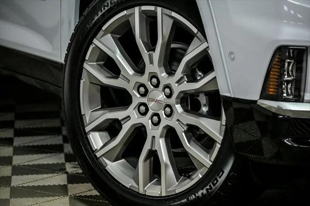 2026 GMC Acadia Denali AWD
