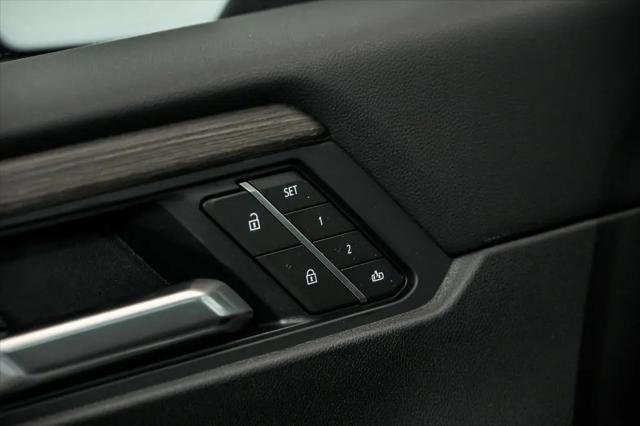 2026 GMC Acadia Denali AWD