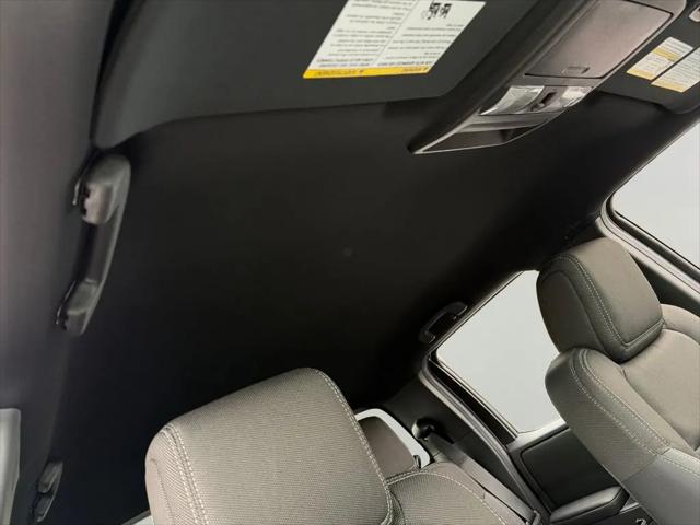 2026 Nissan Frontier Crew Cab Long Bed SV 4x2
