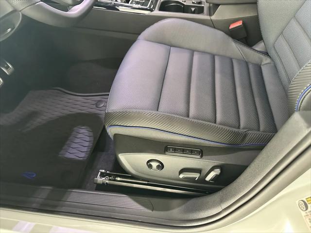 2026 Volkswagen Golf R Base
