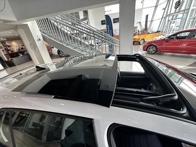 2026 Volkswagen Golf R Base