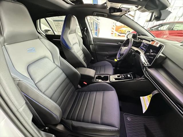 2026 Volkswagen Golf R Base