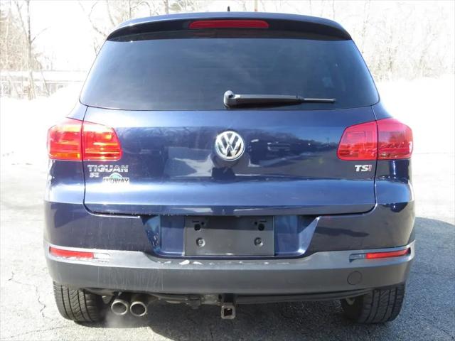 2016 Volkswagen Tiguan SE