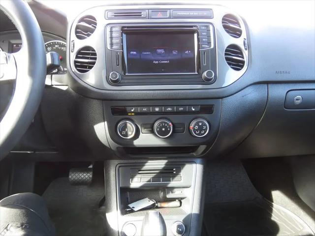 2016 Volkswagen Tiguan SE