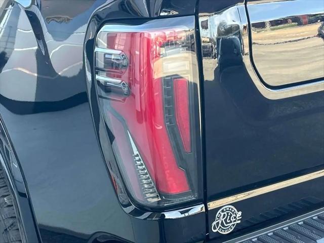 2026 GMC Sierra 2500HD Crew Cab, Standard Bed, AT4, 4WD