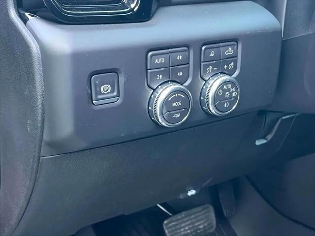 2026 GMC Sierra 2500HD Crew Cab, Standard Bed, AT4, 4WD