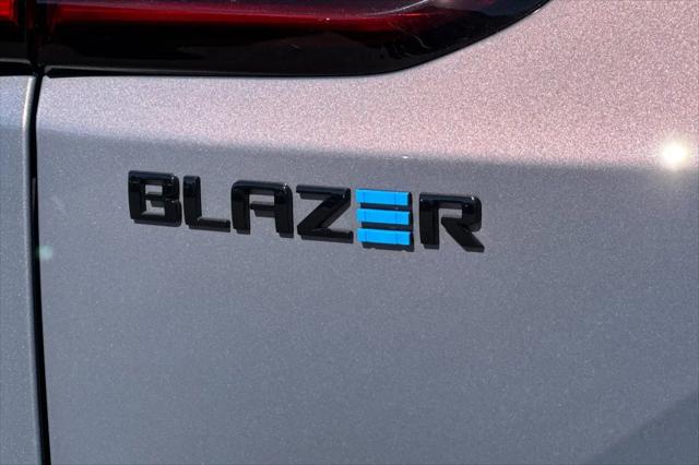 2026 Chevrolet V Blazer RS AWD