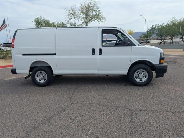 2026 Chevrolet Express Cargo Van 2500 Regular Wheelbase, WT, RWD