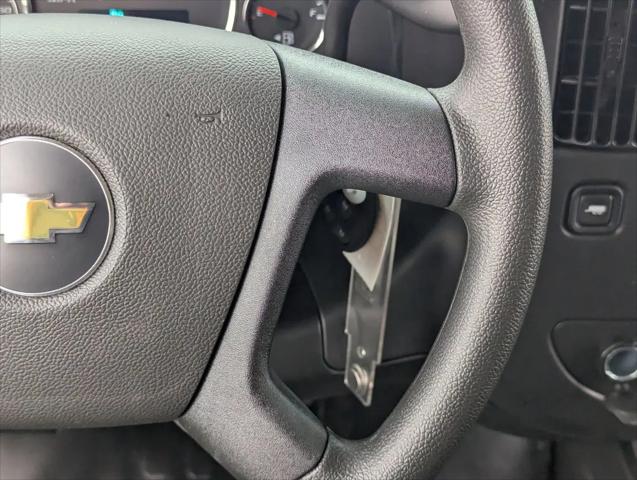 2026 Chevrolet Express Cargo Van 2500 Regular Wheelbase, WT, RWD