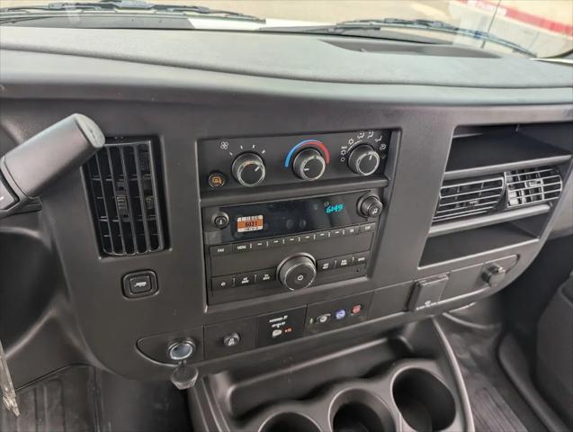 2026 Chevrolet Express Cargo Van 2500 Regular Wheelbase, WT, RWD