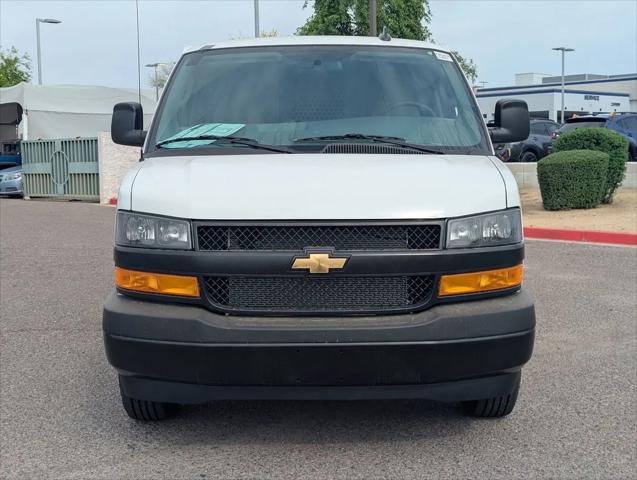 2026 Chevrolet Express Cargo Van 2500 Regular Wheelbase, WT, RWD