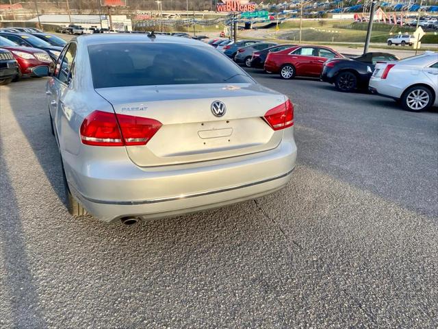 2012 Volkswagen Passat 2.5L SEL