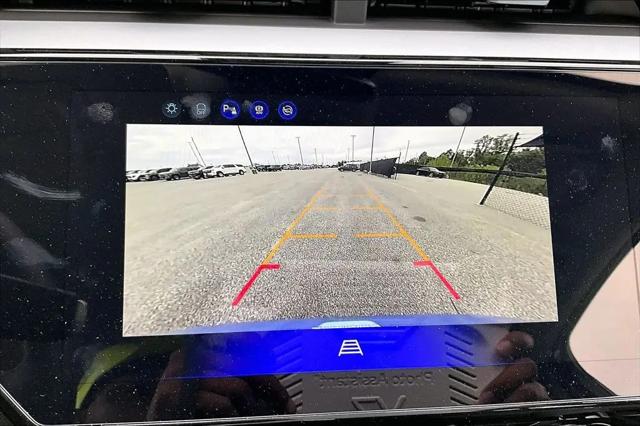2027 Chevrolet Bolt LT FWD