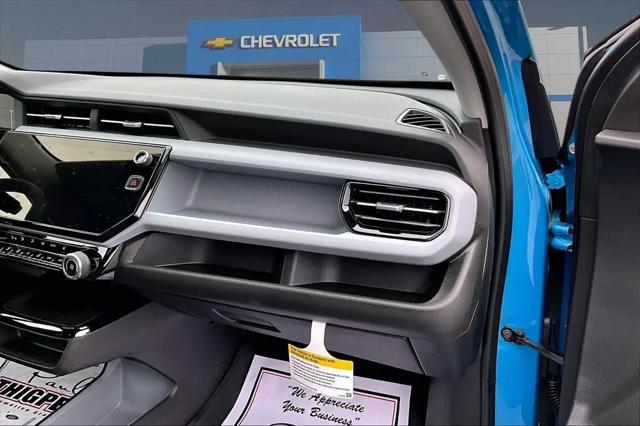 2027 Chevrolet Bolt LT FWD